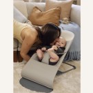 BabyBjörn Balance Soft Vippestol Woven/jersey, Sand Grey thumbnail